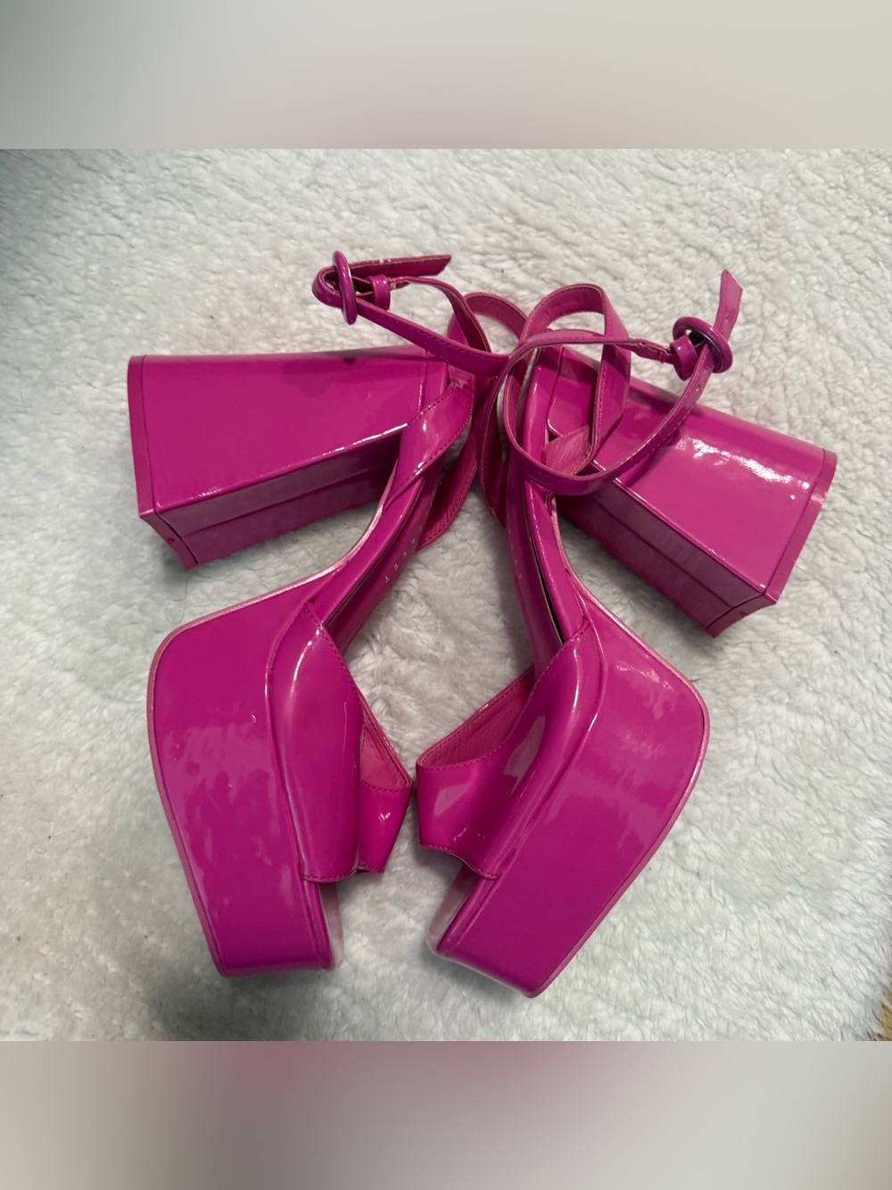 Hot Pink Patent Leather Block Heel Platform Sandals with Ankle Strap Size 9